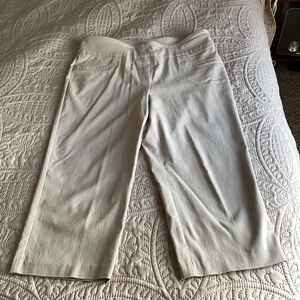 Ruby Rd capris size 14 never worn, beige